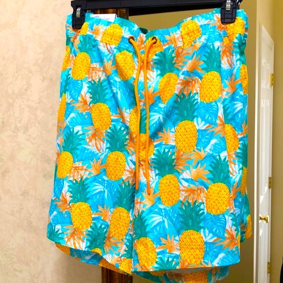 New Men’s resort swim trunk. Size XXL. Tropical plants and pineapples. - Picture 7 of 12